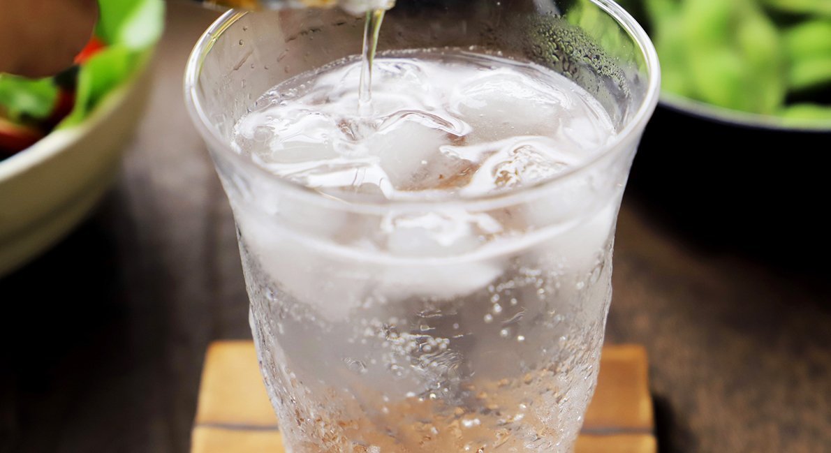 フルーティー焼酎を飲み比べ!いま話題の果実の香りを感じる飲みやすい焼酎を徹底解説