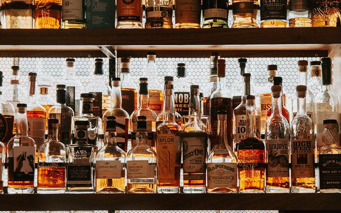 ウイスキーの仕入れ方法と基礎知識を解説！今注目したい海外・マイナーウイスキーとは